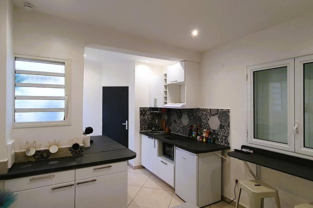 Studio Pour 2 Personnes Proche De L'Hopital Et Du Jardin De L'Etat Saint-Denis Dış mekan fotoğraf