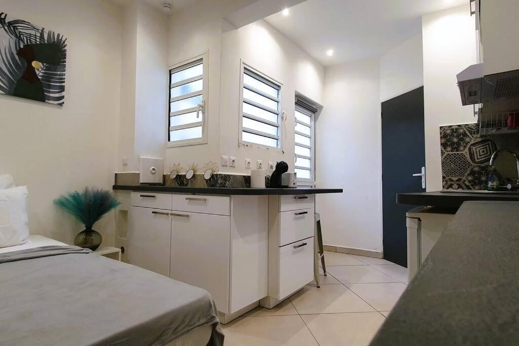 Studio Pour 2 Personnes Proche De L'Hopital Et Du Jardin De L'Etat Saint-Denis Dış mekan fotoğraf