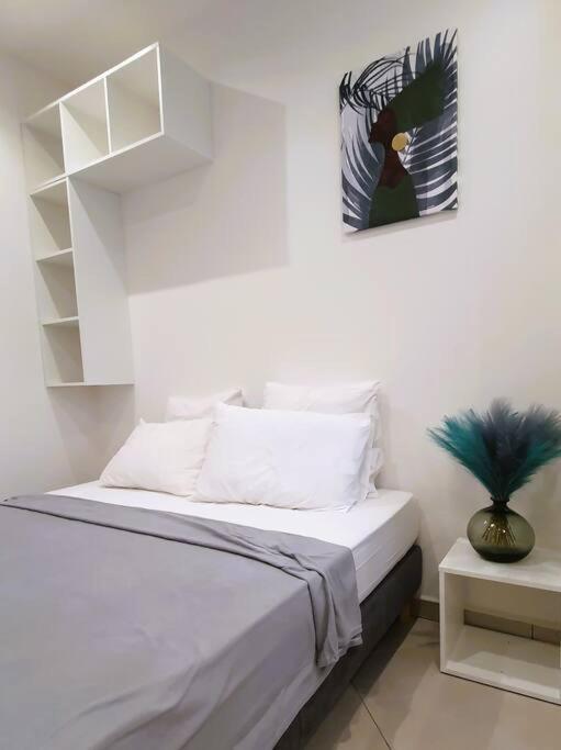 Studio Pour 2 Personnes Proche De L'Hopital Et Du Jardin De L'Etat Saint-Denis Dış mekan fotoğraf