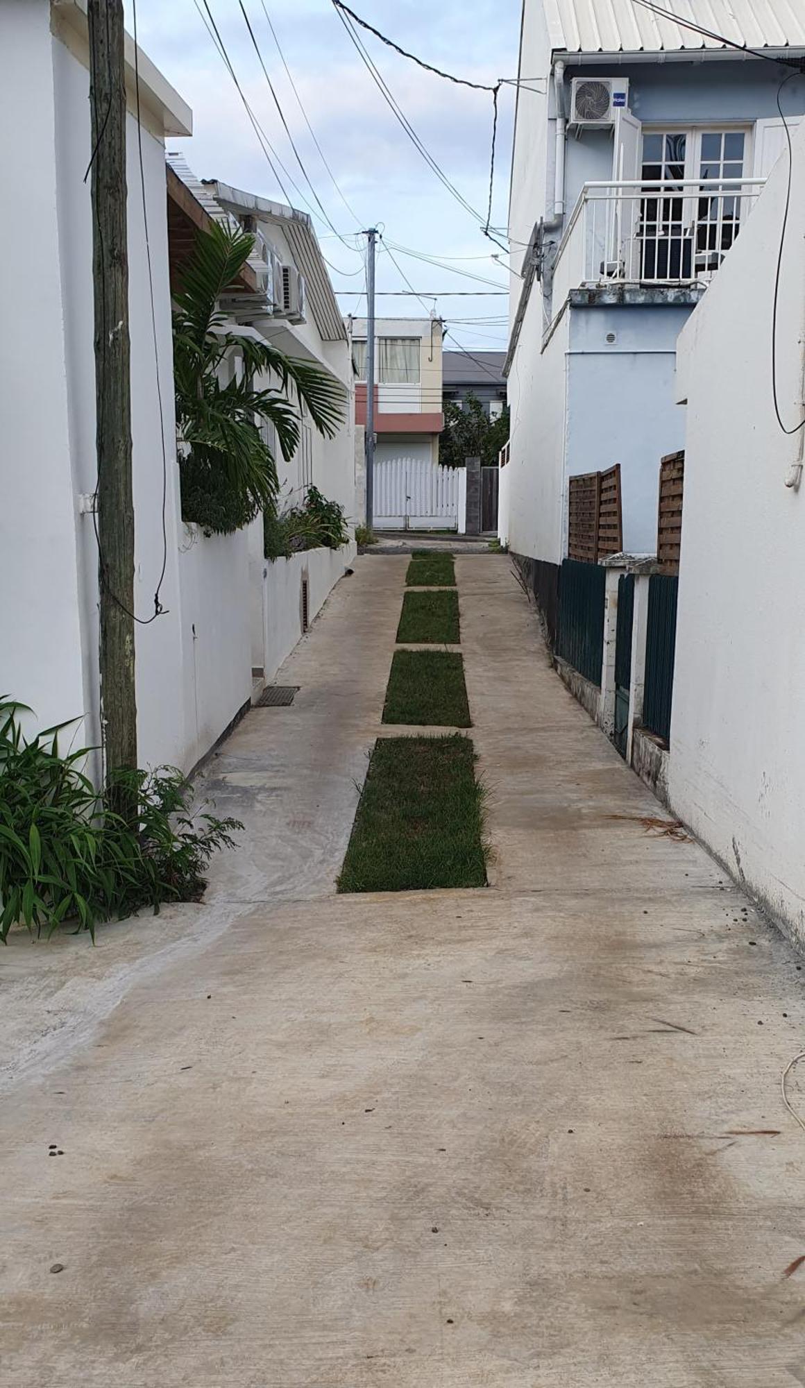 Studio Pour 2 Personnes Proche De L'Hopital Et Du Jardin De L'Etat Saint-Denis Dış mekan fotoğraf